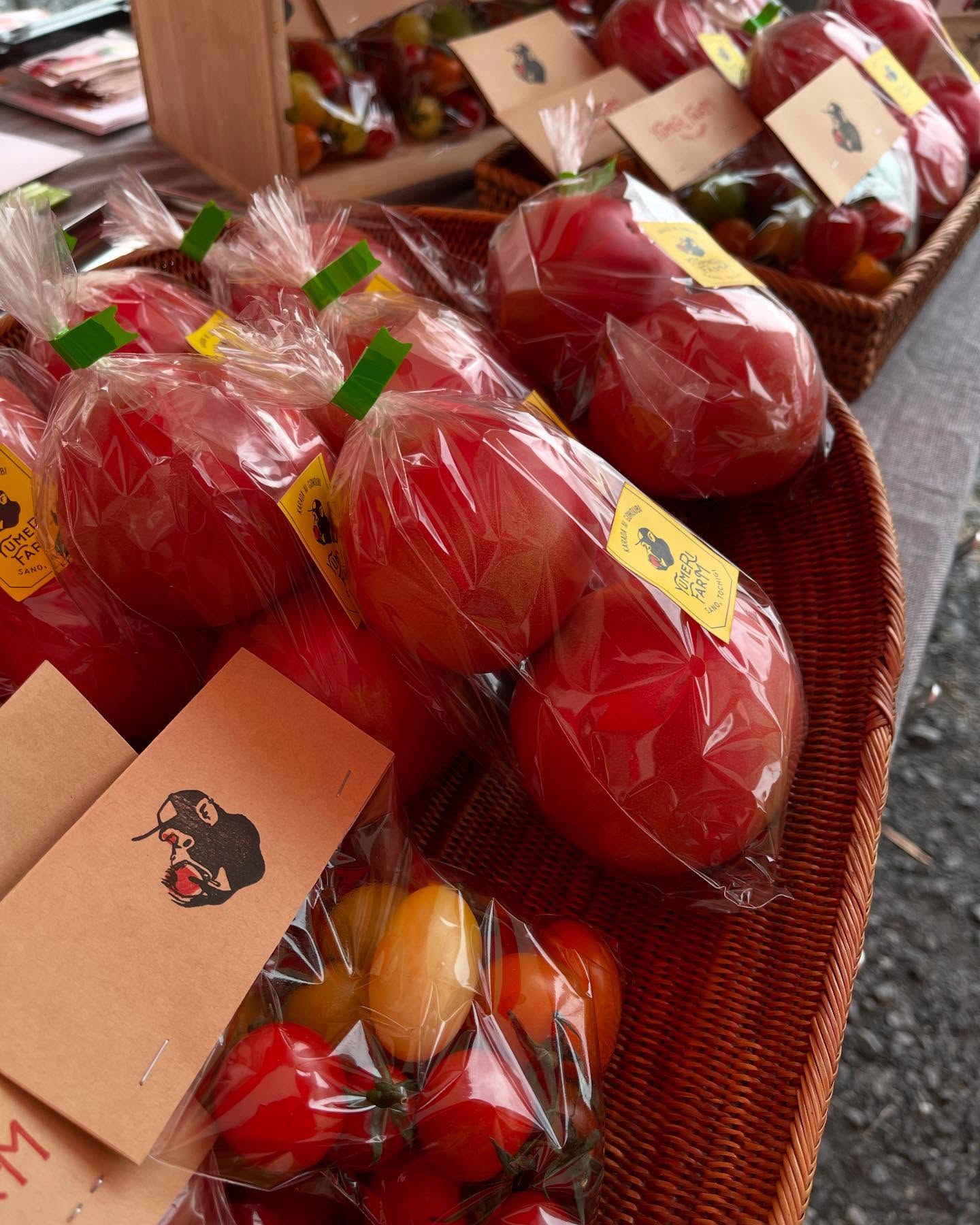 年明け初のマルシェに1月12日（日）に足利コムファーストアピタ1階で出店します
時間は11：00〜16:00です

の予定でしたが、昨日から子供が高熱、先ほど検査でインフルエンザに感染していることが分かったので、直前にはなってしまいましたが、急遽キャンセルしました
楽しみにして頂いた方、主催者の方、本当に申し訳ありません🏻🏻🏻

寒い日が続きますが、皆様もご自愛ください☆